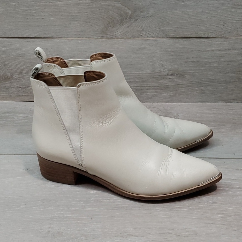 Marc Fisher LTD Womens Lyale Leather Heels Boots shoes sz 6.5M